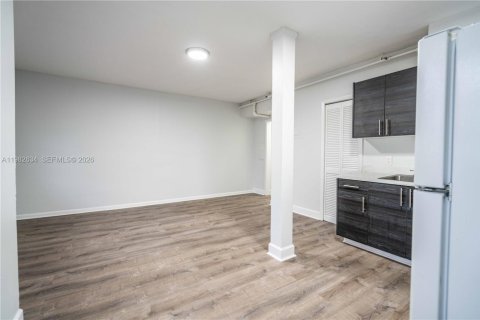 Снять в аренду квартиру в Майами-Бич, Флорида 1 спальня, 69.49м2, № 2050049 - фото 4