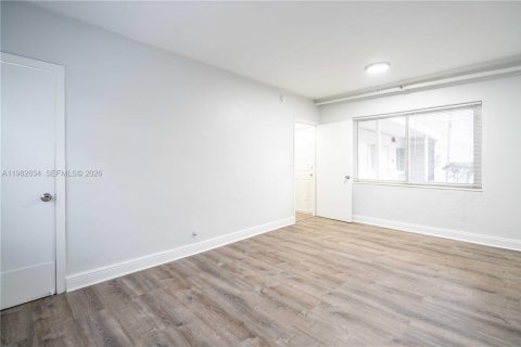 Снять в аренду квартиру в Майами-Бич, Флорида 1 спальня, 69.49м2, № 2050049 - фото 9