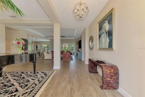 House in Bradenton, Florida 4 bedrooms, 252.79 sq.m. № 2312470 - photo 21