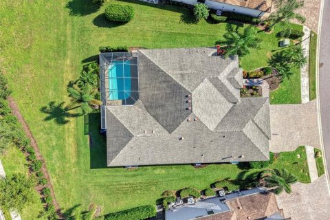 House in Bradenton, Florida 4 bedrooms, 252.79 sq.m. № 2312470 - photo 6