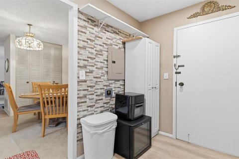 Copropriété à louer à Dunedin, Floride: 2 chambres, 86.4 m2 № 2386113 - photo 16