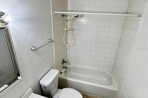 Снять в аренду кондоминиум в Дейтона-Бич, Флорида 1 комната, 72.84м2, № 1718394 - фото 14