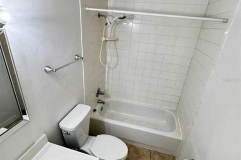 Снять в аренду кондоминиум в Дейтона-Бич, Флорида 1 комната, 72.84м2, № 1718394 - фото 13