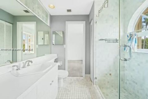 Townhouse in Miami, Florida 3 bedrooms, 193.24 sq.m. № 1953251 - photo 13