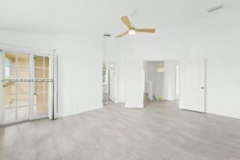Townhouse in Miami, Florida 3 bedrooms, 193.24 sq.m. № 1953251 - photo 7
