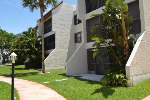 Снять в аренду кондоминиум в Уэстон, Флорида 1 спальня, 78.5м2, № 1950875 - фото 29