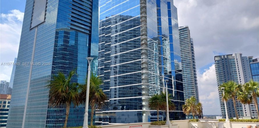 Condo in Miami, Florida, 1 bedroom  № 2041703