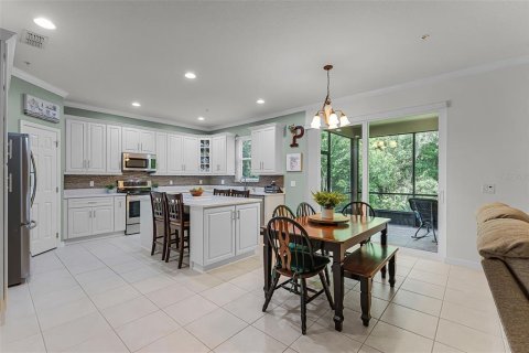 House in Orlando, Florida 4 bedrooms, 266.63 sq.m. № 1835394 - photo 7