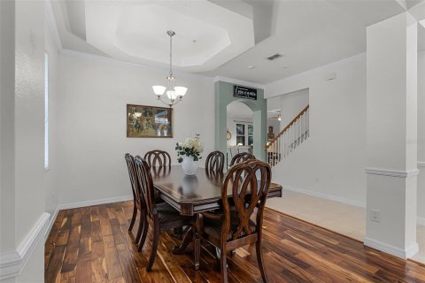 House in Orlando, Florida 4 bedrooms, 266.63 sq.m. № 1835394 - photo 4