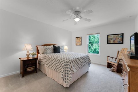 House in Orlando, Florida 4 bedrooms, 266.63 sq.m. № 1835394 - photo 13