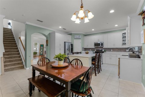 House in Orlando, Florida 4 bedrooms, 266.63 sq.m. № 1835394 - photo 28