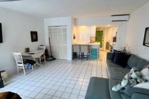 Copropriété à louer à North Redington Beach, Floride: 1 chambre, 37.16 m2 № 1878323 - photo 3