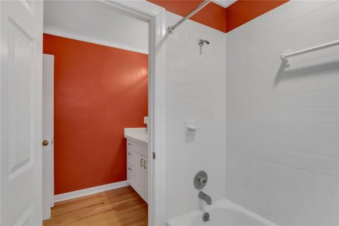 Casa en venta en Tampa, Florida, 3 dormitorios, 193.42 m2 № 1882783 - foto 28