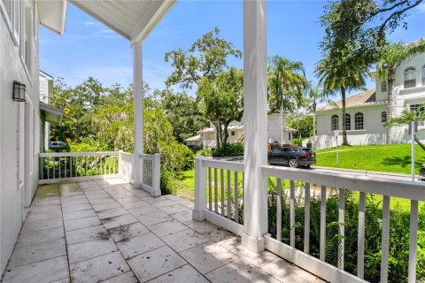 Casa en venta en Tampa, Florida, 3 dormitorios, 193.42 m2 № 1882783 - foto 7