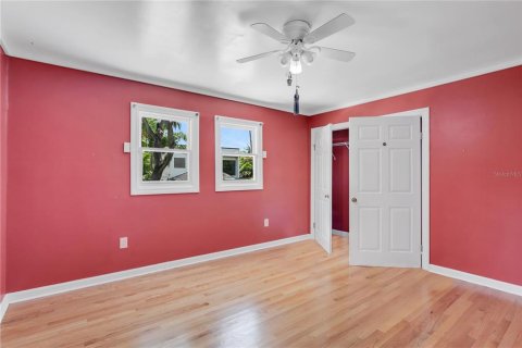 Casa en venta en Tampa, Florida, 3 dormitorios, 193.42 m2 № 1882783 - foto 25