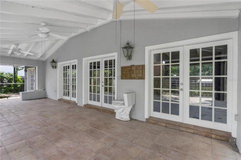 Casa en venta en Tampa, Florida, 3 dormitorios, 193.42 m2 № 1882783 - foto 30