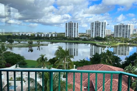 Condo in Aventura, Florida, 2 bedrooms  № 1863085 - photo 7
