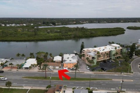 Terreno en venta en Redington Shores, Florida № 1915070 - foto 2