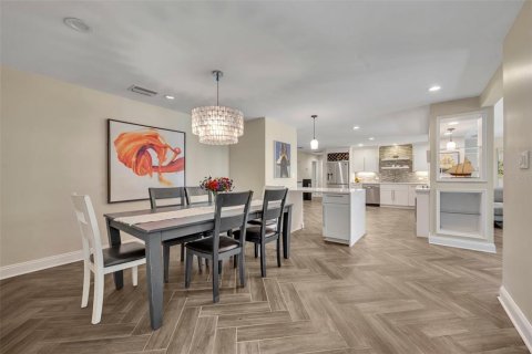 Casa en venta en Kissimmee, Florida, 3 dormitorios, 233 m2 № 1652327 - foto 11