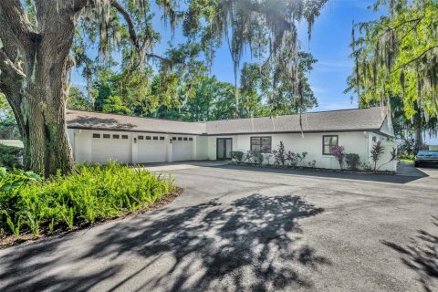 Casa en venta en Kissimmee, Florida, 3 dormitorios, 233 m2 № 1652327 - foto 2