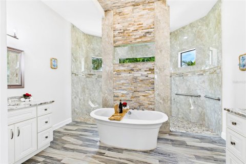 Casa en venta en Cape Coral, Florida, 3 dormitorios, 195 m2 № 2386756 - foto 4
