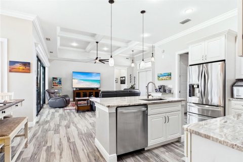 Casa en venta en Cape Coral, Florida, 3 dormitorios, 195 m2 № 2386756 - foto 6