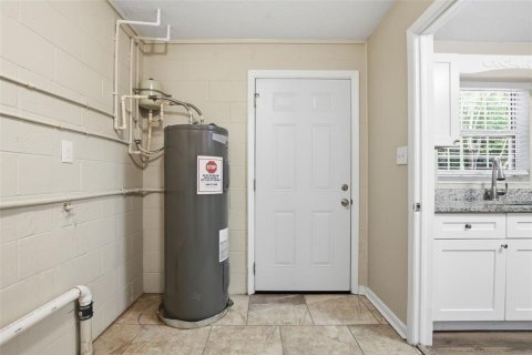 Casa en venta en Leesburg, Florida, 3 dormitorios, 85.93 m2 № 2388232 - foto 22