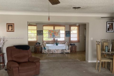 House in Pompano Beach, Florida 2 bedrooms, 160.54 sq.m. № 1848878 - photo 27