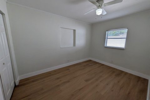 Casa en alquiler en Oakland Park, Florida, 3 dormitorios, 110.55 m2 № 2088204 - foto 9