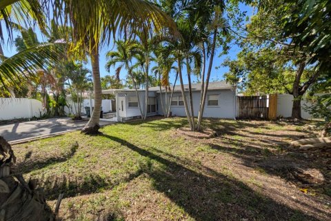 Casa en Oakland Park, Florida 3 dormitorios, 110.55 m2 № 2088204