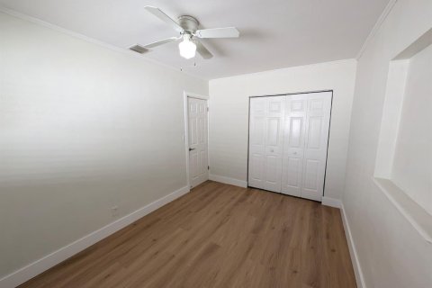 Casa en alquiler en Oakland Park, Florida, 3 dormitorios, 110.55 m2 № 2088204 - foto 11