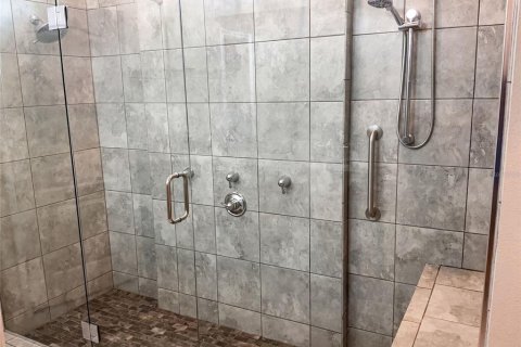 Купить виллу или дом в Киссимми, Флорида 3 комнаты, 176.89м2, № 2230249 - фото 18