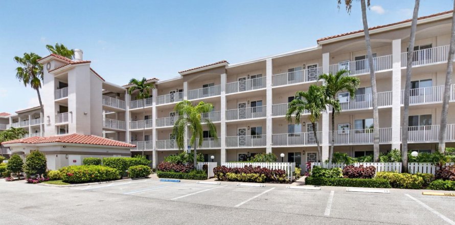 Condominio en Delray Beach, Florida, 2 dormitorios  № 2189836