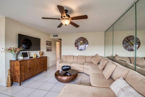 Copropriété à louer à Boca Raton, Floride: 2 chambres, 78.04 m2 № 2246533 - photo 6