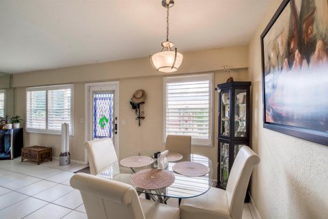 Copropriété à louer à Boca Raton, Floride: 2 chambres, 78.04 m2 № 2246533 - photo 4