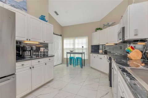 Villa ou maison à vendre à Palm Harbor, Floride: 3 chambres, 169.08 m2 № 2142293 - photo 11
