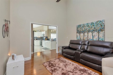 Villa ou maison à vendre à Palm Harbor, Floride: 3 chambres, 169.08 m2 № 2142293 - photo 16
