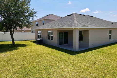 House in Clermont, Florida 3 bedrooms, 159.42 sq.m. № 1634608 - photo 7
