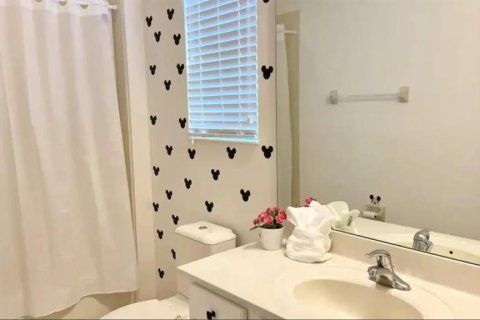 Villa ou maison à louer à Kissimmee, Floride: 5 chambres, 284.93 m2 № 2383932 - photo 19