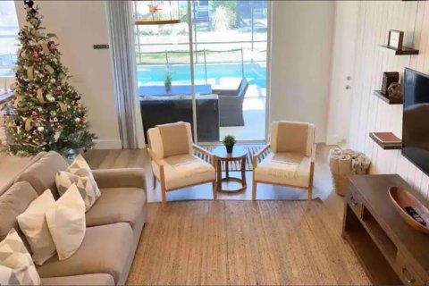 Villa ou maison à louer à Kissimmee, Floride: 5 chambres, 284.93 m2 № 2383932 - photo 3