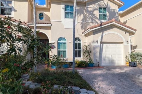 Adosado en venta en Miami, Florida, 3 dormitorios, 162.21 m2 № 1998810 - foto 29