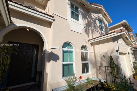 Adosado en venta en Miami, Florida, 3 dormitorios, 162.21 m2 № 1998810 - foto 28