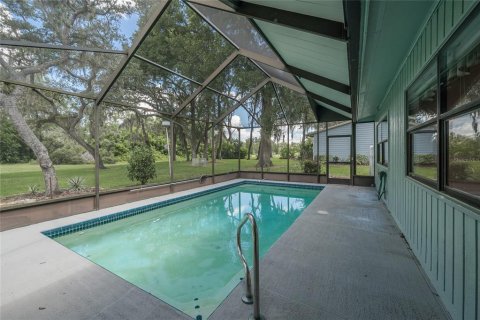House in Dade City, Florida 3 bedrooms, 206.8 sq.m. № 1886090 - photo 4