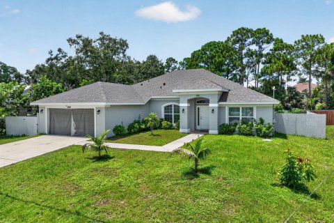 House in Port St. Lucie, Florida 5 bedrooms, 211.91 sq.m. № 2292092