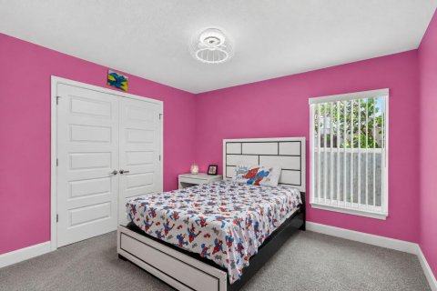 Casa en venta en Port St. Lucie, Florida, 5 dormitorios, 211.91 m2 № 2292092 - foto 25