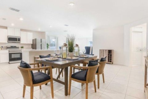 Villa ou maison à vendre à Poinciana, Floride: 4 chambres, 173.45 m2 № 1612974 - photo 5