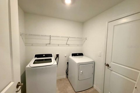 Casa en venta en Cape Coral, Florida, 4 dormitorios, 179.95 m2 № 2239250 - foto 13