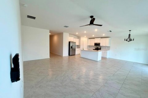Casa en venta en Cape Coral, Florida, 4 dormitorios, 179.95 m2 № 2239250 - foto 24