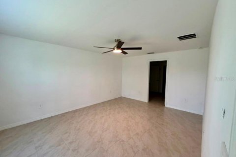 Casa en venta en Cape Coral, Florida, 4 dormitorios, 179.95 m2 № 2239250 - foto 25