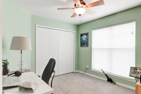 House in Tampa, Florida 4 bedrooms, 160.16 sq.m. № 1834824 - photo 24